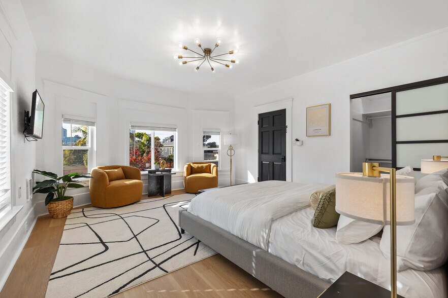 More Photos Of 1055 21st Street, San Diego Apartments For Sale