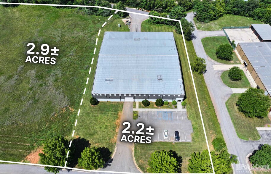 More Photos Of 70 Douglas Way, Natural Bridge Station Warehouse For Sale