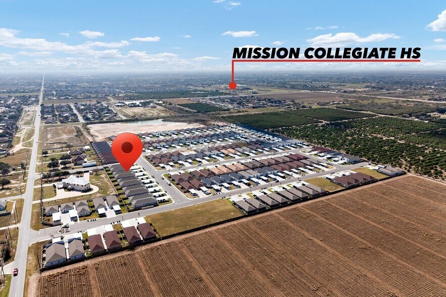 More Photos Of 904 N Kentucky St, Alton Multifamily For Sale