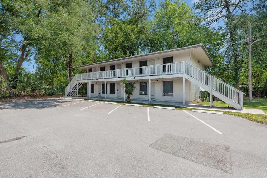 More Photos Of 4251 University Blvd, Jacksonville Medical For Lease
