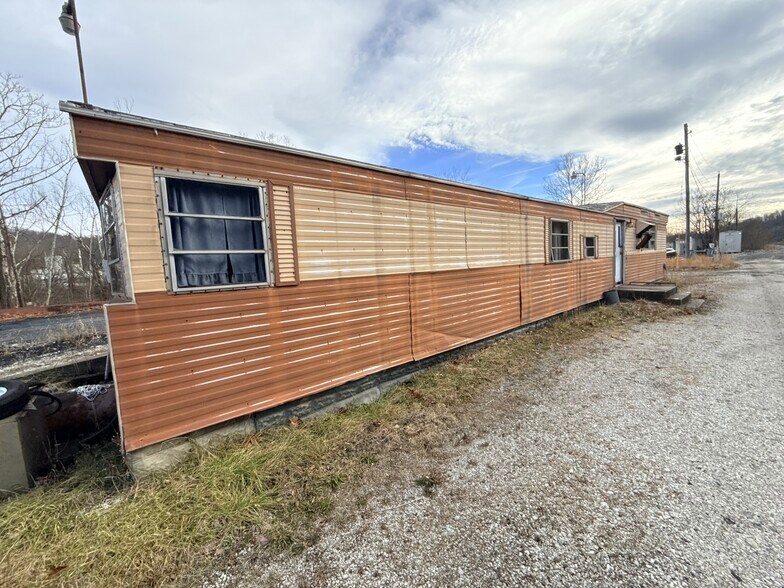 More Photos Of 13125 Old US Route 23, Catlettsburg Industrial For Sale