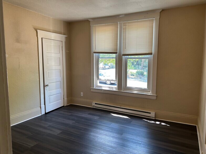 More Photos Of 1427 W 7th Ave, Spokane Apartments For Sale