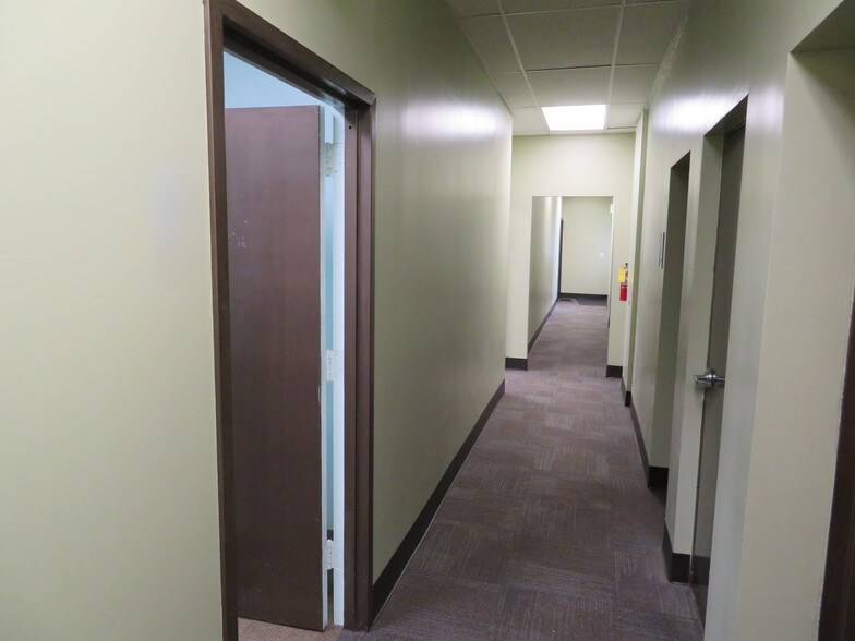 More Photos Of 10 W Main St, Elmsford Medical For Sale