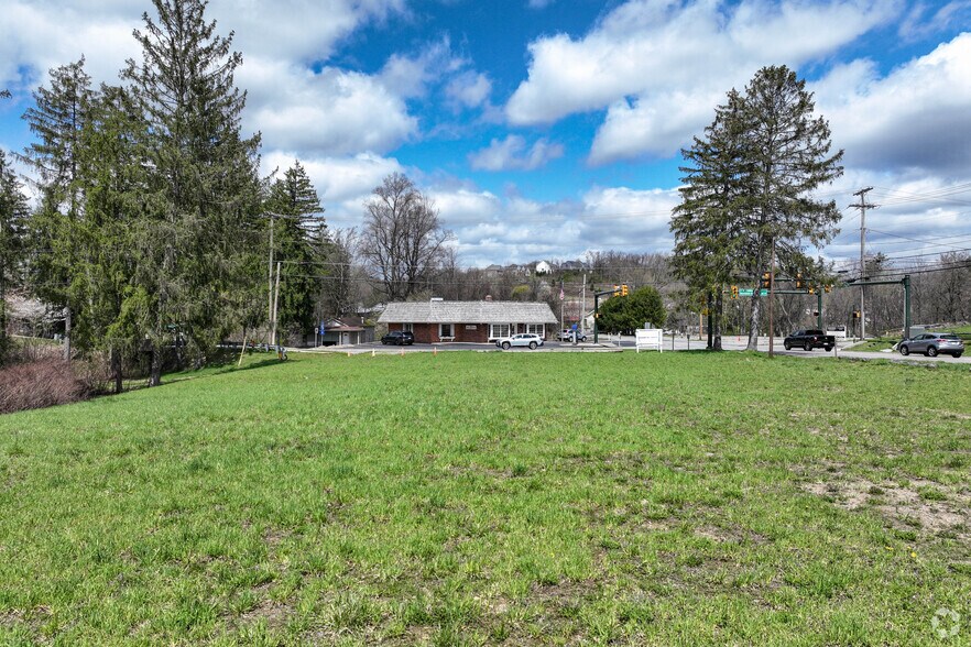 More Photos Of 215 Northgate Dr, Warrendale Office For Sale