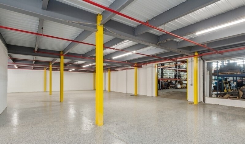 More Photos Of 6-8 Hoffman Pl, Hillside Warehouse For Lease