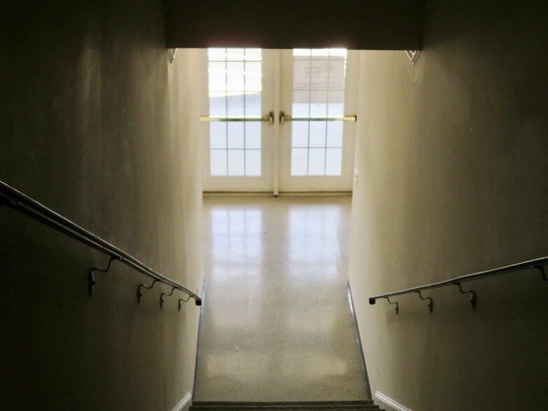 More Photos Of 321 Dick St, Fayetteville Medical For Sale