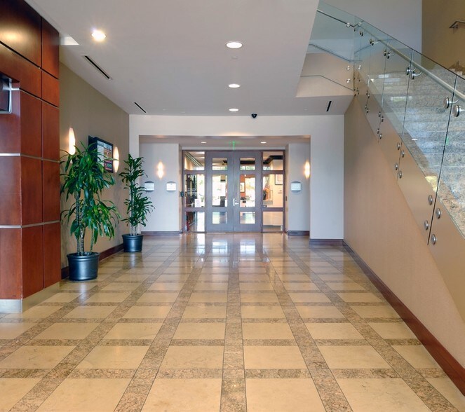 More Photos Of 1001 W Southern Ave, Mesa Office For Lease