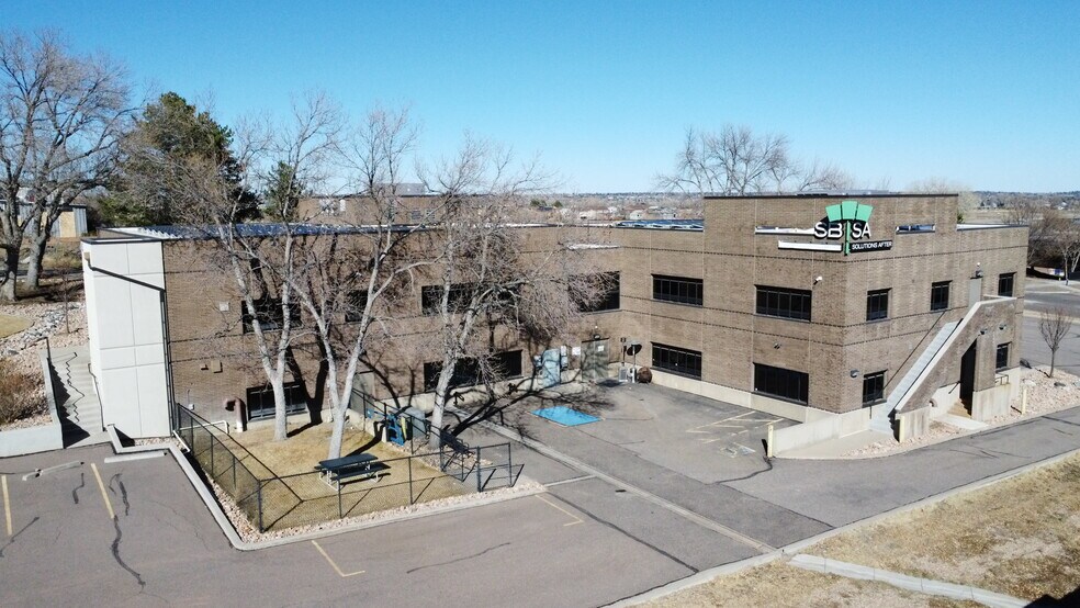 More Photos Of 5926 McIntyre St, Golden Office For Lease