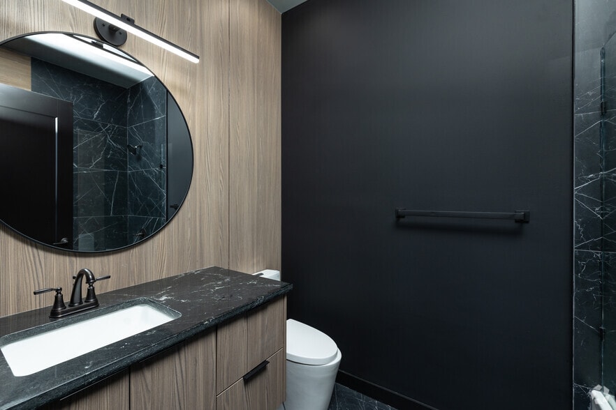 More Photos Of 3041-3043 Locust St, Saint Louis Apartments For Lease