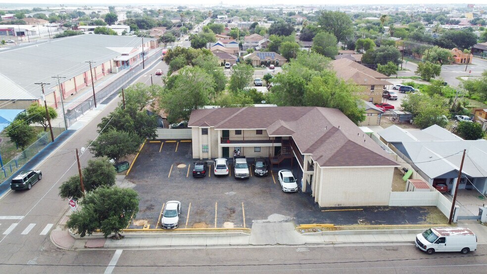 More Photos Of 3801 Juarez Ave, Laredo Apartments For Sale