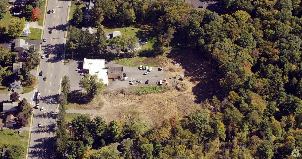 More Photos Of 836 Troy Schenectady Rd, Latham Freestanding For Lease