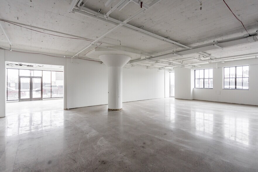 More Photos Of 6001 Cass Ave, Detroit Office For Lease