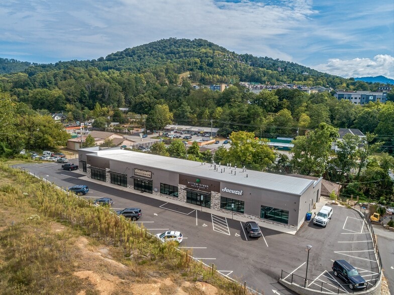 More Photos Of 94 Old Beaverdam Creek Rd, Woodfin General Retail For Lease