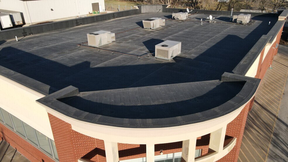 More Photos Of 3151 SE 14th St, Des Moines Drugstore For Lease