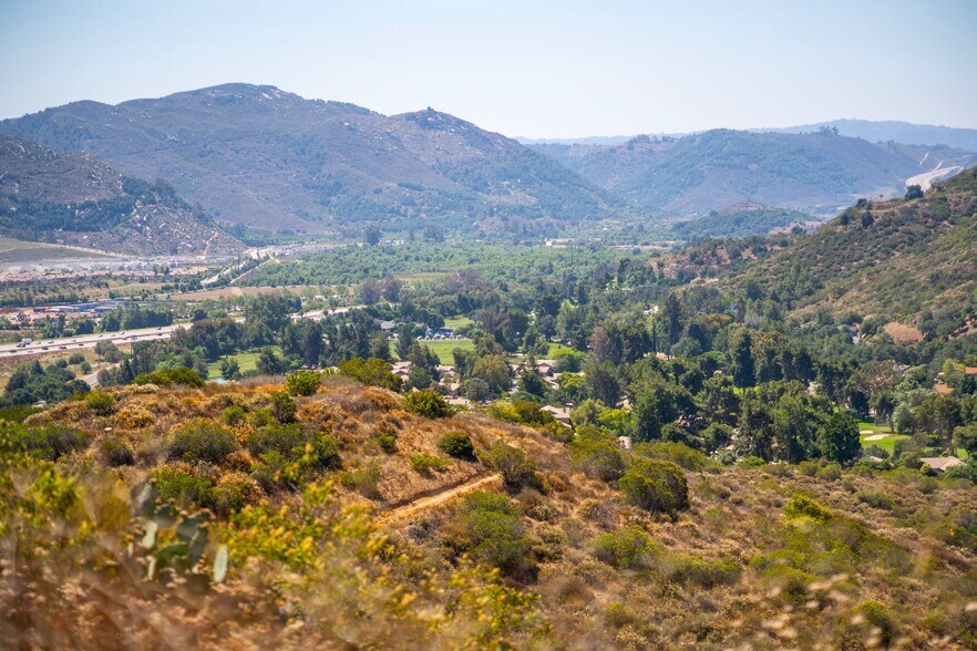 More Photos Of 0 Vista Valle Camino, Fallbrook Land For Sale