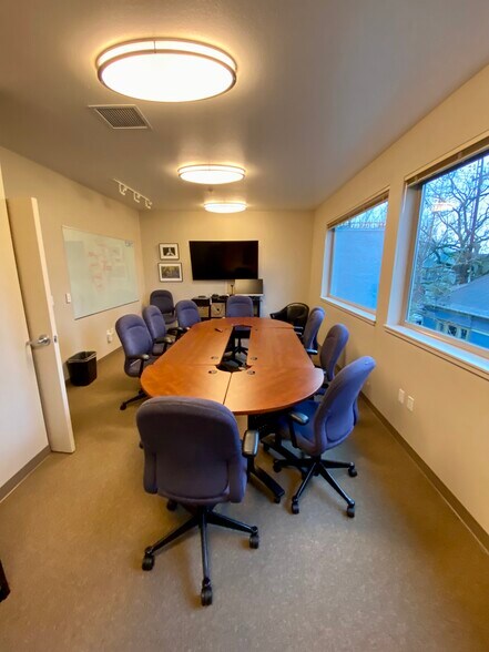 More Photos Of 3518 SW Corbett Ave, Portland Office For Lease