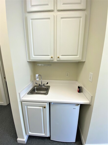 More Photos Of 2000 Bearcat Way, Morrisville Research And Development For Lease