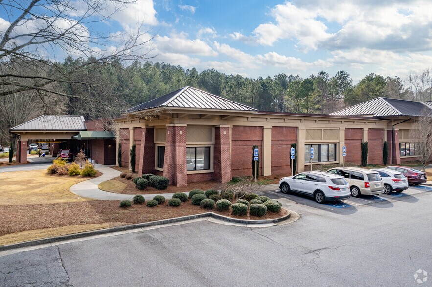 More Photos Of 1230 Bald Ridge Marina Rd, Cumming Medical For Lease