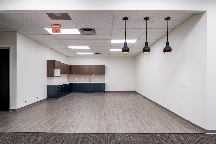 More Photos Of 2445 W Dunlap Ave, Phoenix Schools For Sale