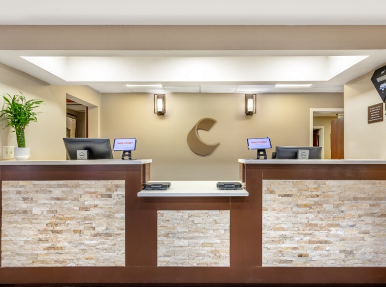 More Photos Of 2370 Sanders Rd, Conway Hotel For Sale