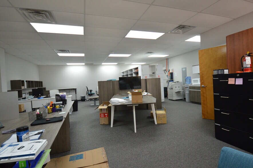 More Photos Of 2235 Lewisville Clemmons Rd, Clemmons Office Residential For Lease