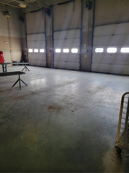 More Photos Of 1405 Broadway, Scottsbluff Flex For Sale