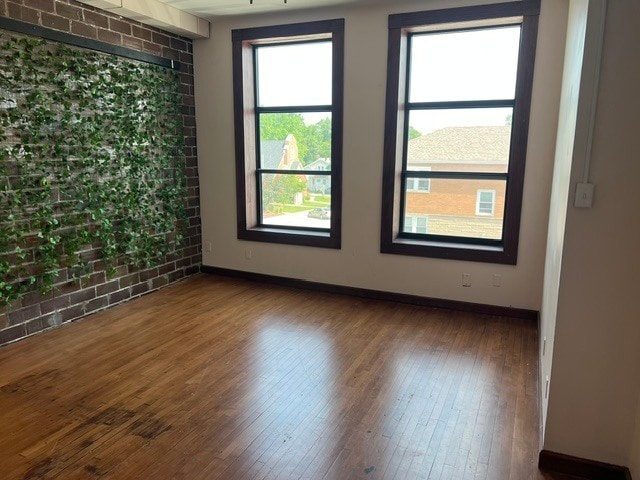 More Photos Of 118 W Clark St, Crown Point Office Residential For Lease