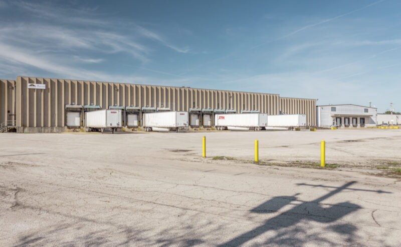 More Photos Of 1310 N McKinley Ave, Champaign Warehouse For Lease