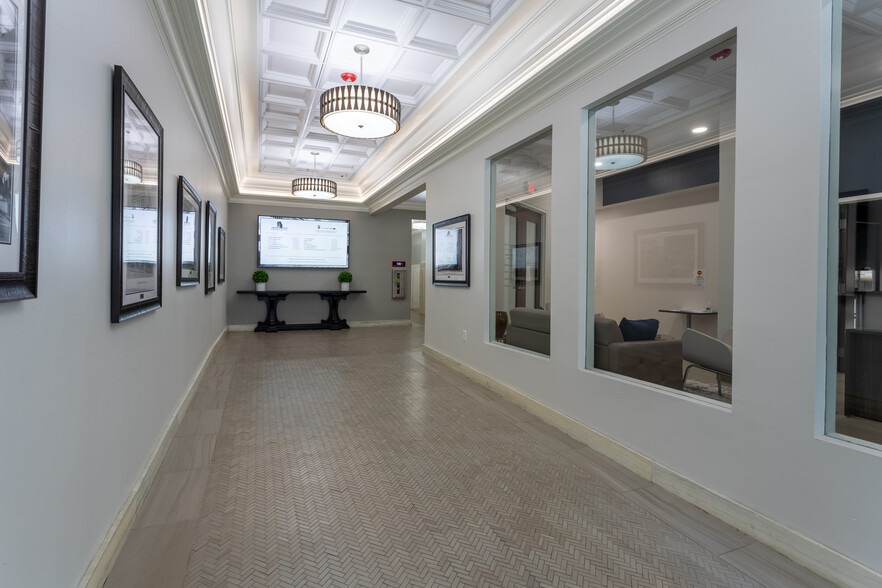 More Photos Of 125 S Elm St, Greensboro Office For Lease