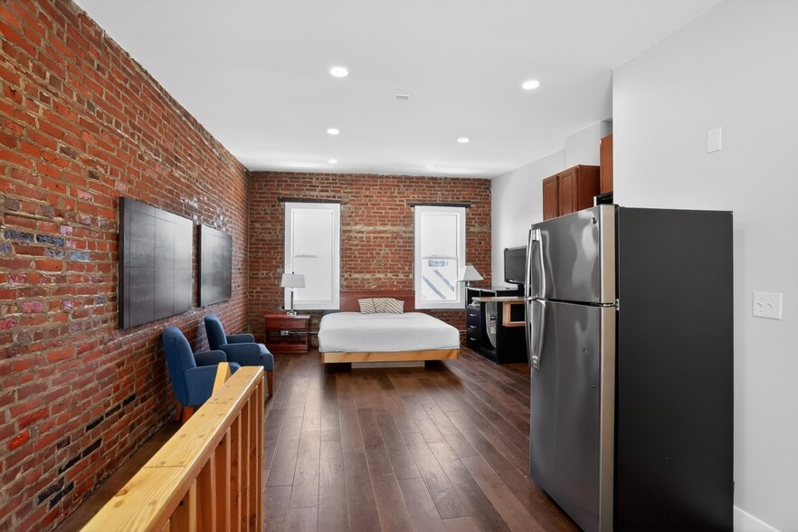 More Photos Of 2624 Germantown Ave, Philadelphia Storefront Retail Residential For Sale