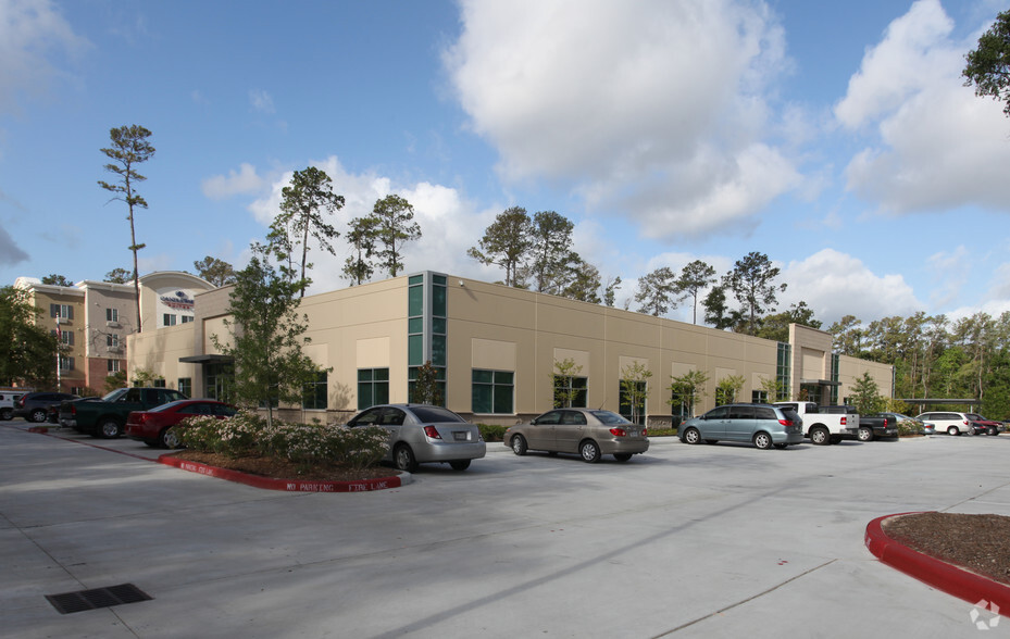 Primary Photo Of 17521 St. Lukes Way, The Woodlands Medical For Lease