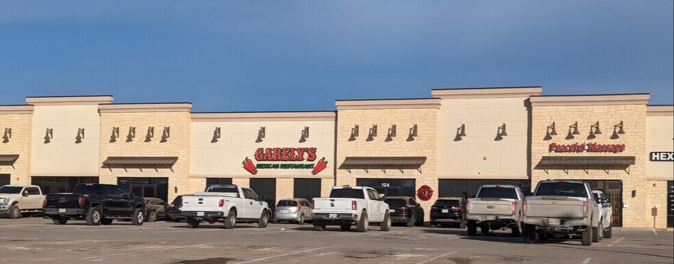 More Photos Of 503 Interstate 20, Midland Unknown For Lease