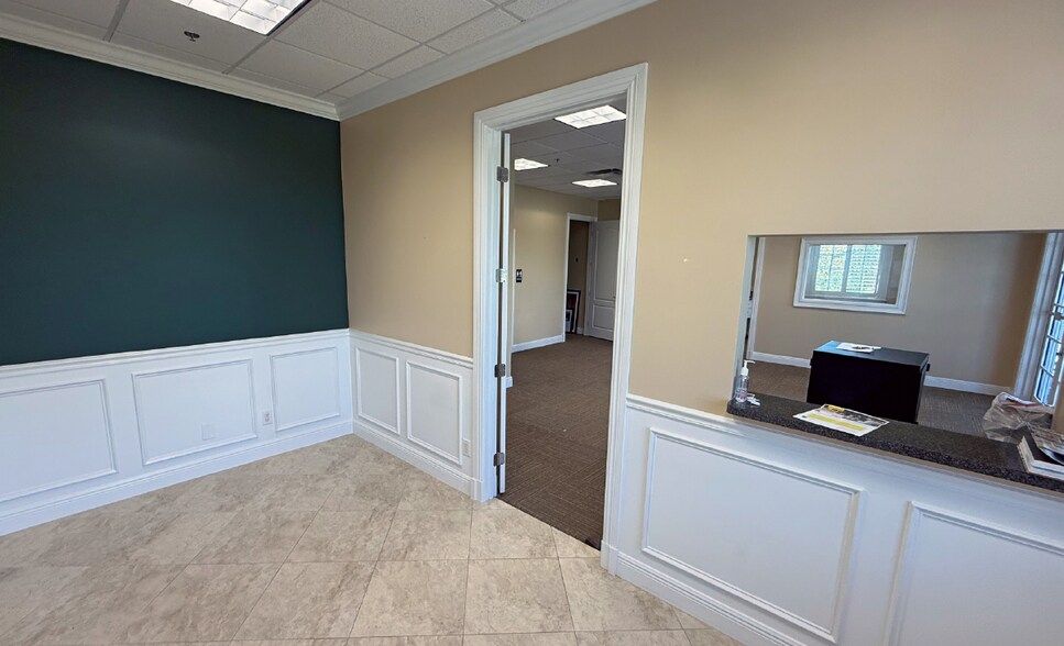 More Photos Of 3662 SW 30th Ave, Palm City Office For Lease