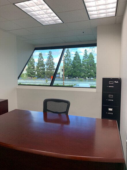 More Photos Of 17701 Cowan, Irvine Office For Lease