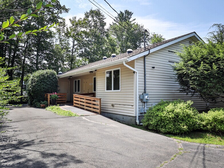 Primary Photo Of 4 Lincoln Rd, South Fallsburg Office For Sale