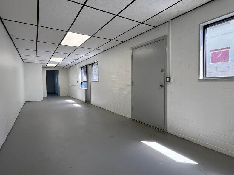 More Photos Of 621 E Route 66, Glendora Industrial For Lease