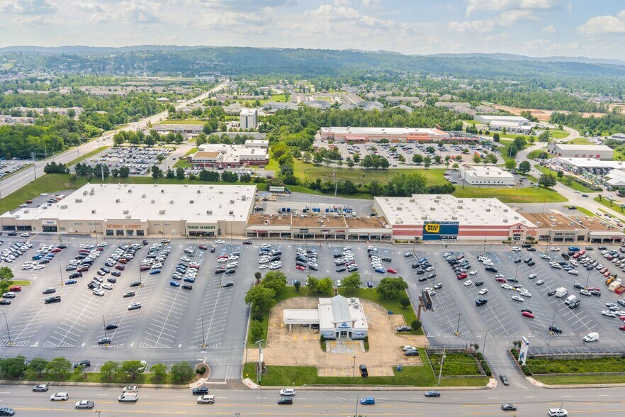 Primary Photo Of 2288 Gunbarrel Rd, Chattanooga Unknown For Lease