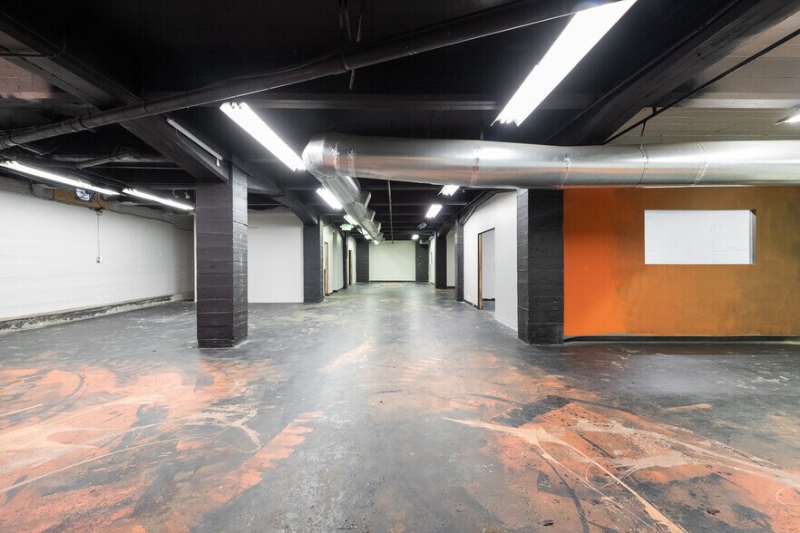 More Photos Of 2110 Market St, Denver Industrial For Sale