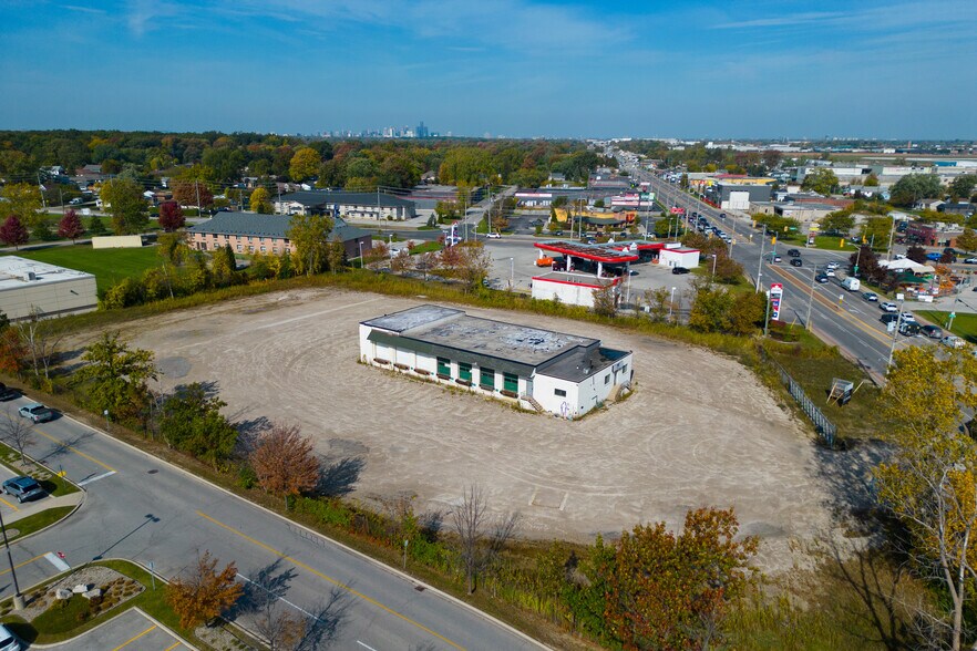 More Photos Of 4055 Walker Rd, Windsor Warehouse For Sale