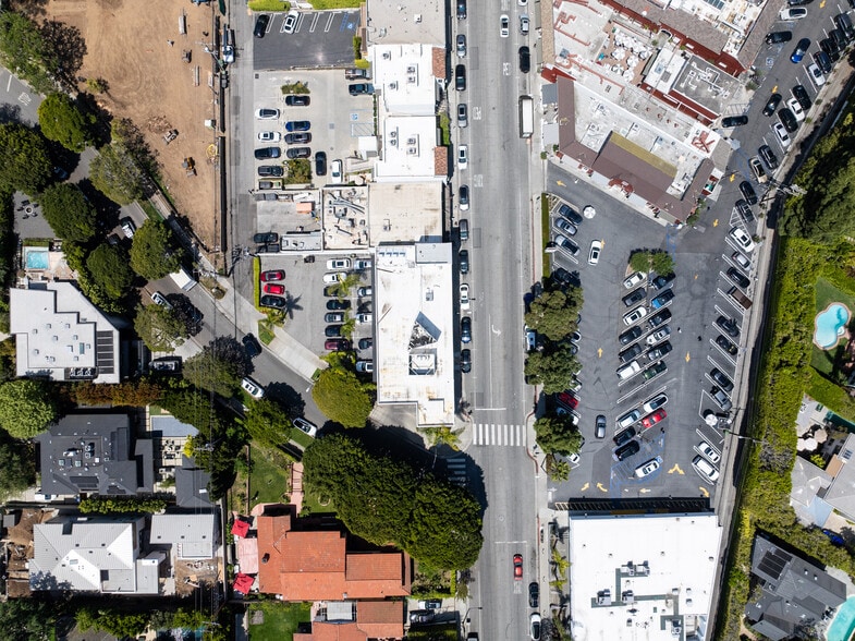 More Photos Of 270 26th St, Santa Monica Medical For Sale