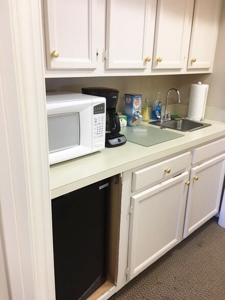 More Photos Of 6512 Six Forks Rd, Raleigh Medical For Sale