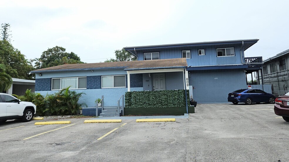 More Photos Of 808 NW 19th St, Fort Lauderdale Apartments For Sale