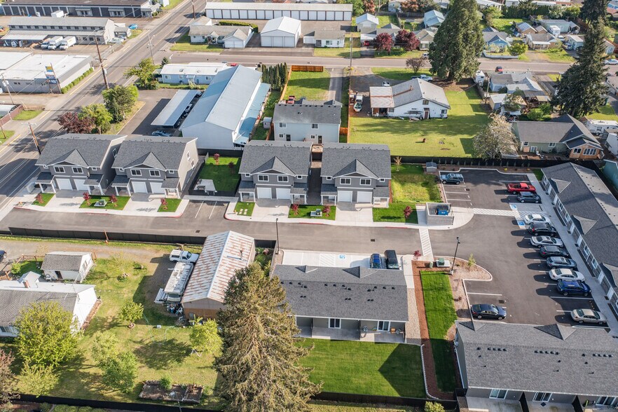 More Photos Of 2656 S Main Rd, Lebanon Apartments For Sale