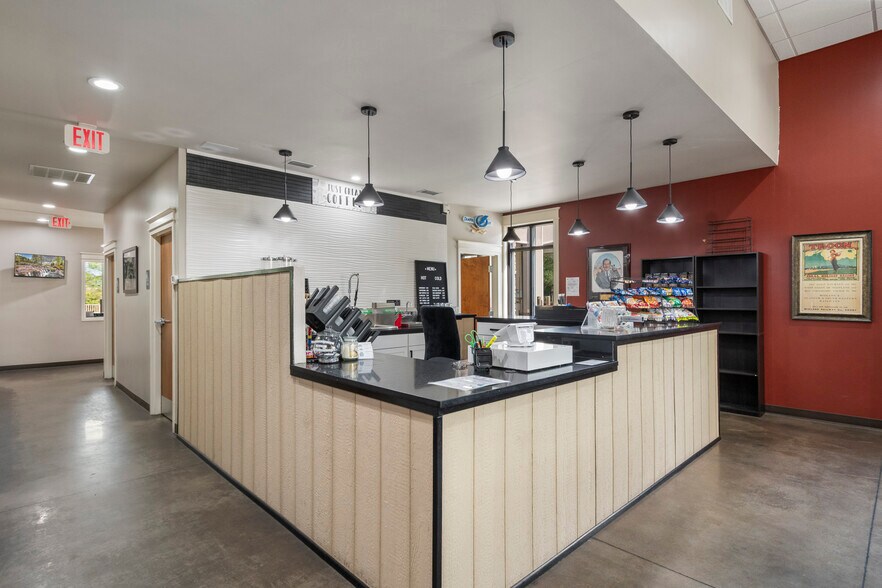 More Photos Of 1581 Berwick Dr, Champions Gate Carwash For Sale