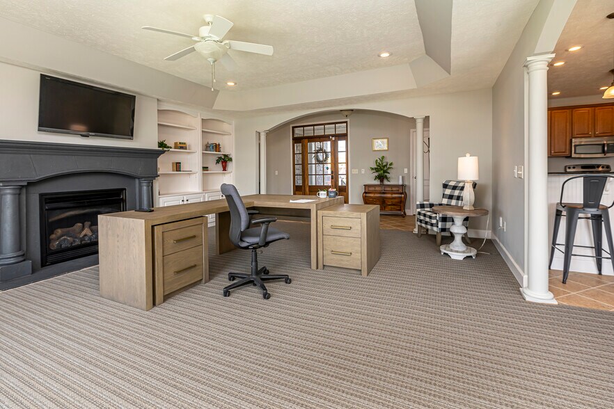 More Photos Of 2801 17th St, Marion Medical For Sale