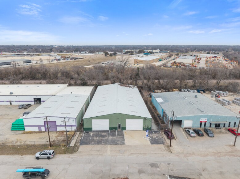 More Photos Of 5909 Eden Dr, Haltom City Unknown For Lease