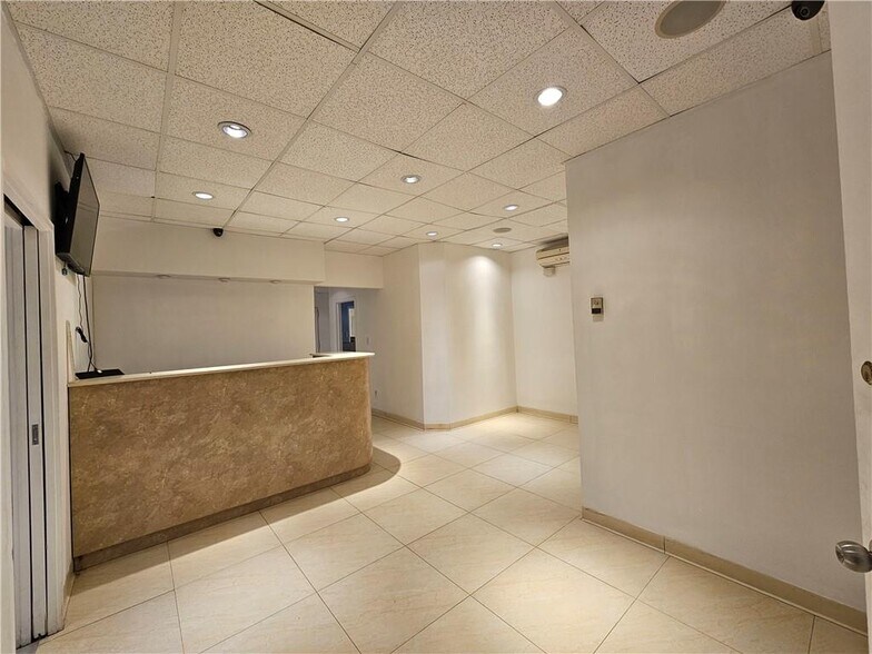 More Photos Of 5324 Metropolitan Ave, Ridgewood Apartments For Sale