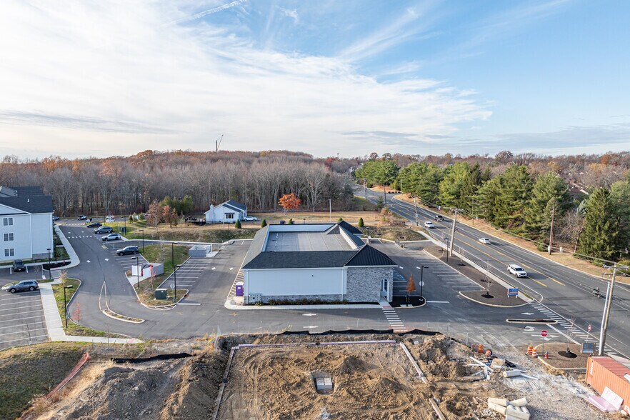 More Photos Of 540 State Route 34, Matawan Storefront Retail Office For Lease