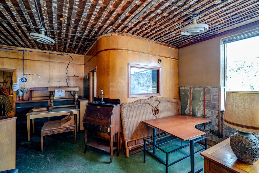 More Photos Of 2105 4th St, Tillamook Industrial For Sale