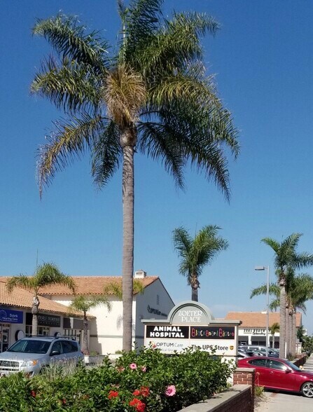 More Photos Of 1190-1198 Pacific Coast Hwy, Seal Beach Freestanding For Lease